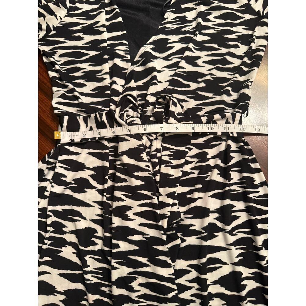 Laundry By Shelli Segal Long Sleeve Wrap Midi Dress Black White Zebra Print Sz S - Picture 7 of 8